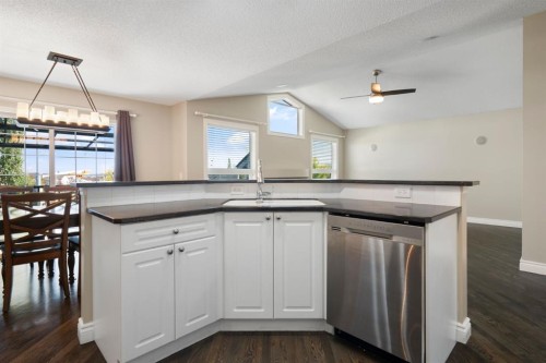 59 Panorama Hills Road Nw, Calgary, AB - Indoor Photo Showing Other Room