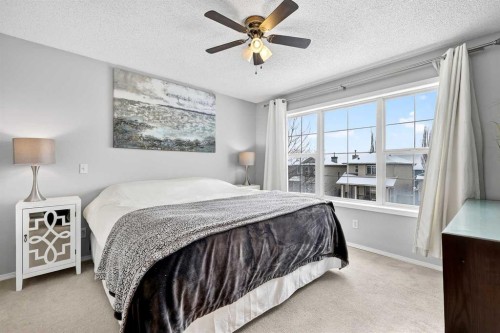 57 Everridge Way Sw, Calgary, AB - Indoor Photo Showing Bedroom