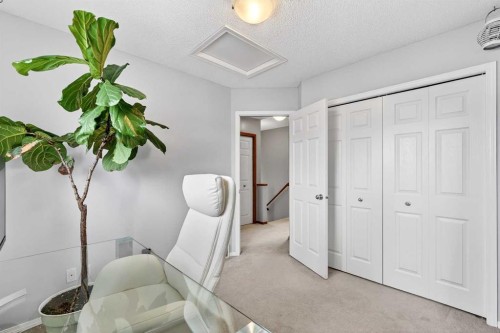 57 Everridge Way Sw, Calgary, AB - Indoor