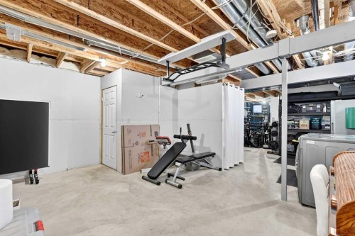 57 Everridge Way Sw, Calgary, AB - Indoor