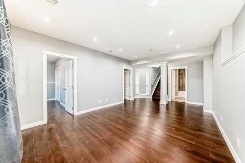 184 Sherview Grove Nw, Calgary, AB - Indoor