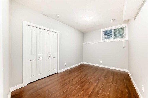 184 Sherview Grove Nw, Calgary, AB - Indoor Photo Showing Other Room