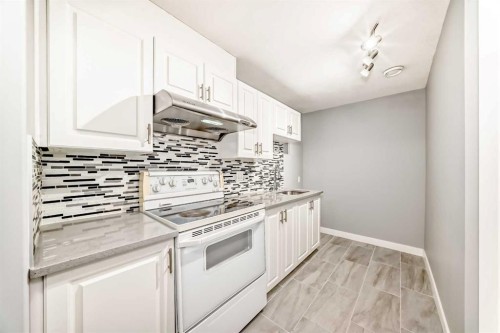 184 Sherview Grove Nw, Calgary, AB - Indoor Photo Showing Kitchen