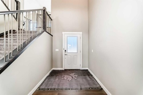 184 Sherview Grove Nw, Calgary, AB - Indoor Photo Showing Other Room
