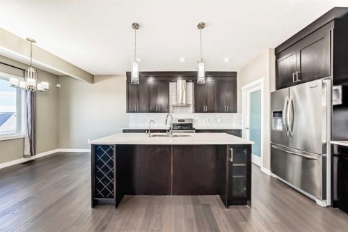 184 Sherview Grove Nw, Calgary, AB - Indoor Photo Showing Kitchen With Upgraded Kitchen