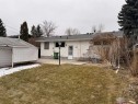 6124 Lloyd Crescent Sw, Calgary, AB  - Outdoor 