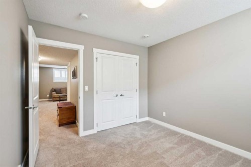 166 Legacy Common Se, Calgary, AB - Indoor Photo Showing Other Room