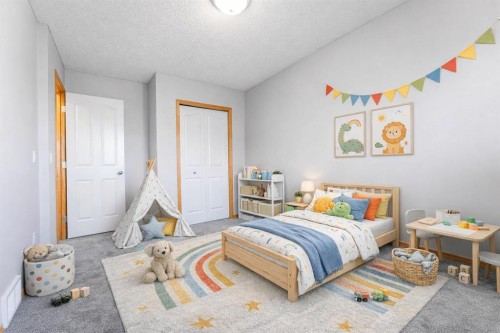 14 Taralea Bay Ne, Calgary, AB - Indoor Photo Showing Bedroom