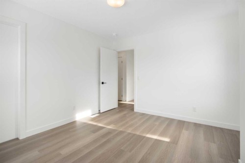 2235 81St Street Sw, Calgary, AB - Indoor Photo Showing Other Room