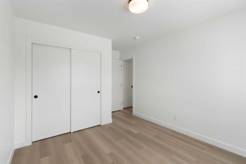 2235 81St Street Sw, Calgary, AB - Indoor Photo Showing Other Room