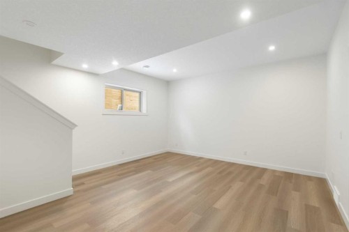 2235 81St Street Sw, Calgary, AB - Indoor Photo Showing Other Room