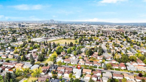 4764 Rundlewood Drive Ne, Calgary, AB - Outdoor With View