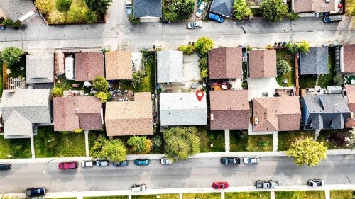 4764 Rundlewood Drive Ne, Calgary, AB - Outdoor