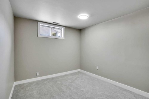 363 Templeside Circle Ne, Calgary, AB - Indoor Photo Showing Other Room