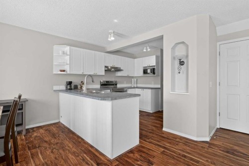 223 Citadel Meadow Close Nw, Calgary, AB - Indoor Photo Showing Kitchen