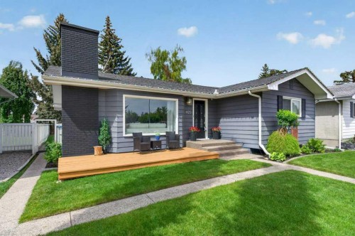 425 Woodland Crescent Se, Calgary, AB - Outdoor