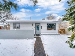 7723 Hunterview Drive NW Calgary, AB T2K 5C9