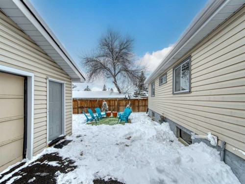 7723 Hunterview Drive Nw, Calgary, AB - Outdoor With Exterior