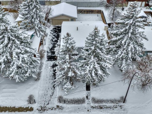 7723 Hunterview Drive Nw, Calgary, AB - Outdoor