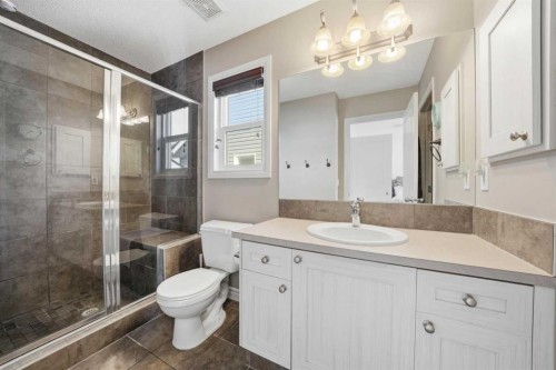 67 Evanspark Road Nw, Calgary, AB - Indoor Photo Showing Bathroom