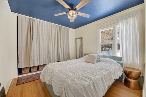4625 47 Avenue, Olds, AB - Indoor Photo Showing Bedroom