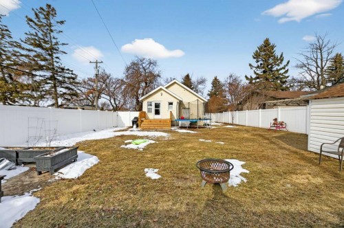 4625 47 Avenue, Olds, AB - Outdoor