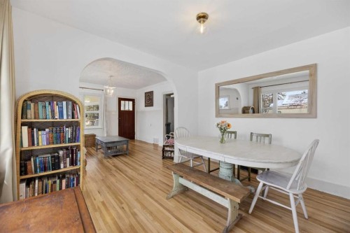 4625 47 Avenue, Olds, AB - Indoor Photo Showing Dining Room