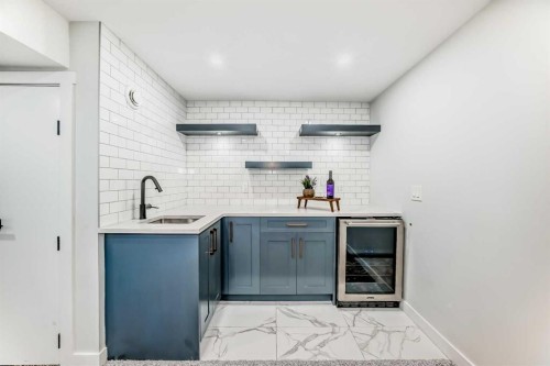 9215 Allison Drive Se, Calgary, AB - Indoor Photo Showing Kitchen