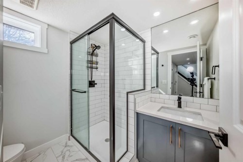 9215 Allison Drive Se, Calgary, AB - Indoor Photo Showing Bathroom