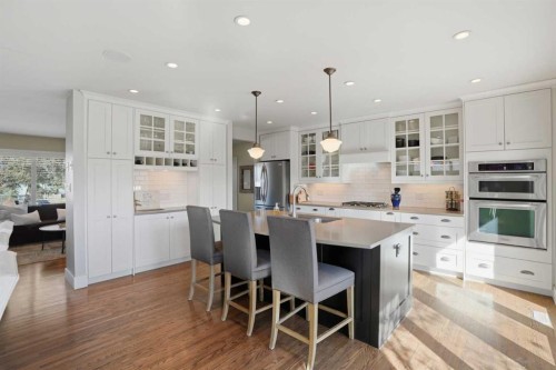 2013 22 Avenue Sw, Calgary, AB - Indoor Photo Showing Other Room