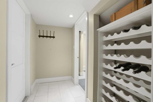 2013 22 Avenue Sw, Calgary, AB - Indoor Photo Showing Other Room