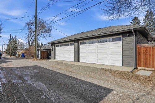 2013 22 Avenue Sw, Calgary, AB - Outdoor