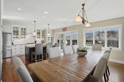 2013 22 Avenue Sw, Calgary, AB - Indoor Photo Showing Dining Room