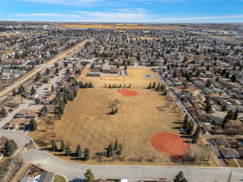 2640 Dovely Court Se, Calgary, AB - Outdoor With View