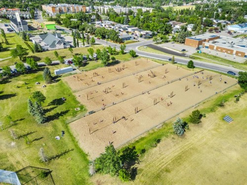 2640 Dovely Court Se, Calgary, AB - Outdoor With View