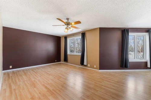 9 Mckenzie Place Se, Calgary, AB - Indoor Photo Showing Other Room