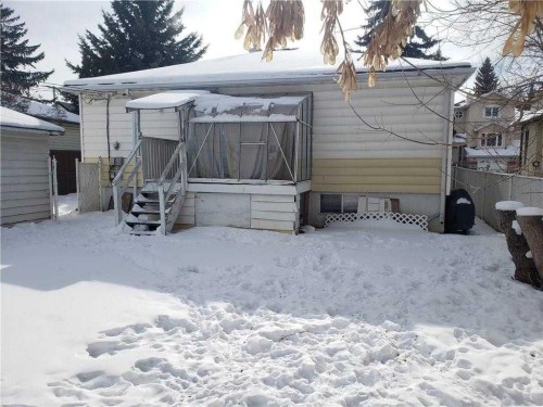 428 32 Avenue Nw, Calgary, AB - Outdoor