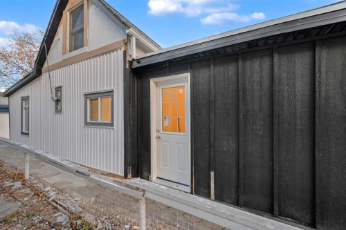 1022 18 Avenue, Calgary, AB - Outdoor