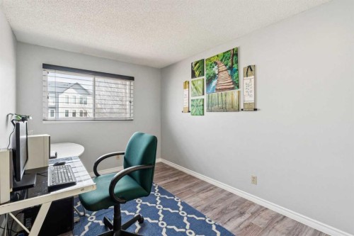 6503 Rundlehorn Drive Ne, Calgary, AB - Indoor Photo Showing Office