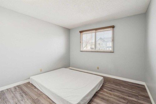 6503 Rundlehorn Drive Ne, Calgary, AB - Indoor Photo Showing Bedroom