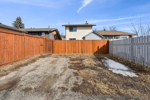 6503 Rundlehorn Drive Ne, Calgary, AB - Outdoor