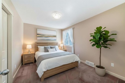 273 Silverado Plains Close Sw, Calgary, AB - Indoor Photo Showing Bedroom