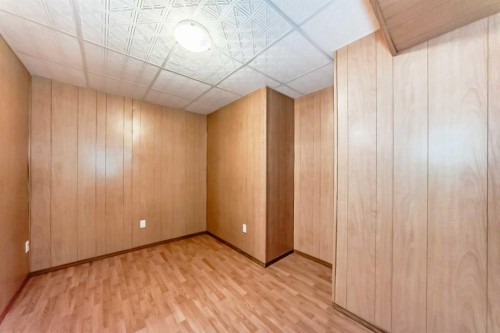 273 Silverado Plains Close Sw, Calgary, AB - Indoor Photo Showing Other Room