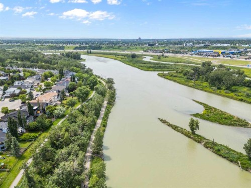 276 Riverside Mews Se, Calgary, AB - Outdoor With View