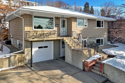 824 Bridge Crescent Ne, Calgary, AB - Outdoor