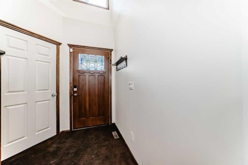 7 Tuscany Ridge Crescent Nw, Calgary, AB - Indoor Photo Showing Other Room