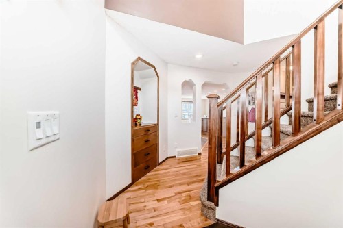7 Tuscany Ridge Crescent Nw, Calgary, AB - Indoor Photo Showing Other Room