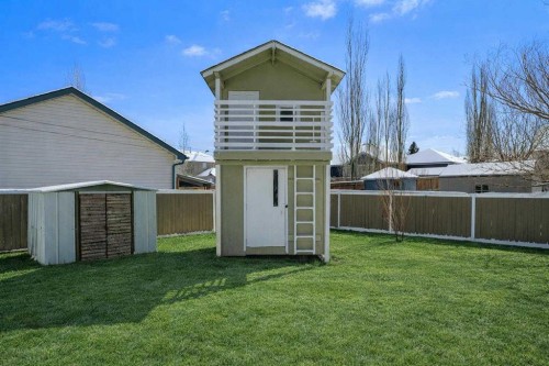 27 Henderson Road Ne, Langdon, AB - Outdoor