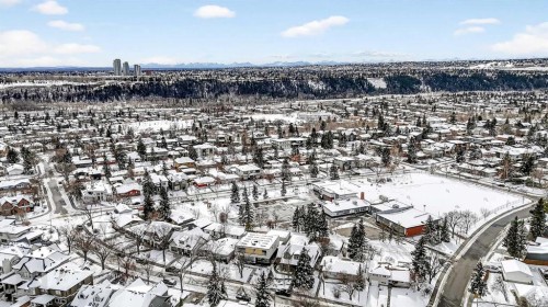1323 University Drive Nw, Calgary, AB - Outdoor With View