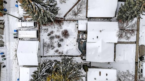 1323 University Drive Nw, Calgary, AB - Outdoor